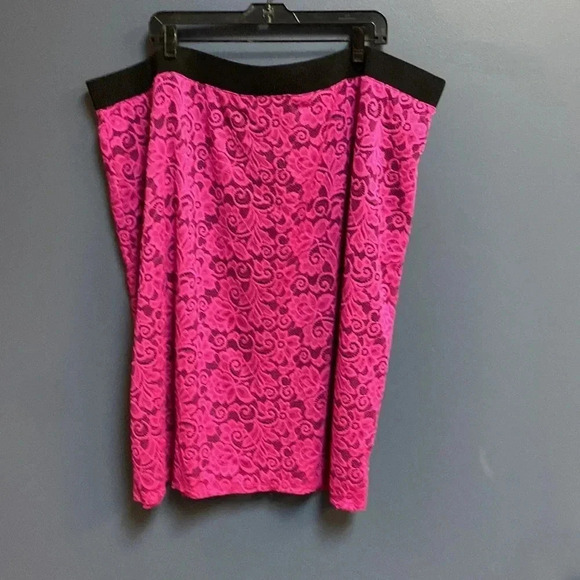- BOLD ELEMENTS WOMAN CUT TO CURVE WO SIZE 4X PULL ON SKIRT FUSHIA PINK - Picture 2 of 12
